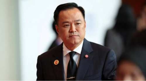 Тайландын Ерөнхий сайд парламентаа тараажээ